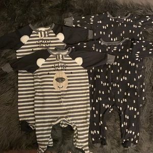 Gerber 4 pack 0-3mo Sleepers